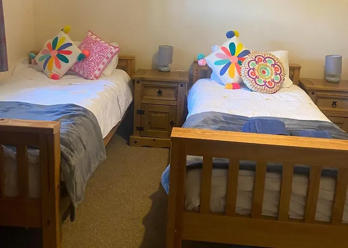 Mount Nestled In The Hills Of The District And Yorkshire Dales Nyaraló *